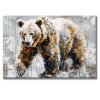 Cuadro de osos pintado a mano en acrílico con relieve táctil. Diseño moderno de 120x80 cm en café, gris y blanco, ideal para decorar salas.