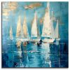 Cuadro de veleros pintado a mano en acrílico con relieve táctil. Diseño moderno de 100x100 cm en azul, dorado y blanco para decorar salas.